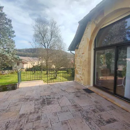 Maison 2 Chambres Avec Parking Et Jardin 4 Pers Figeac Semesterbostad *