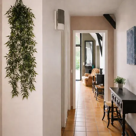 Сasa de vacaciones Maison 2 Avec Parking Et Jardin 4 Pers