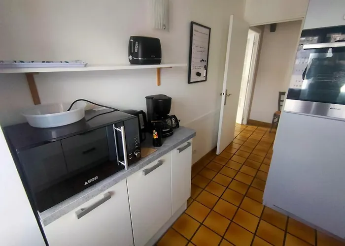 Maison 2 Chambres Avec Parking Et Jardin 4 Pers Figeac Figeac