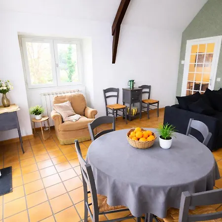 Maison 2 Avec Parking Et Jardin 4 Pers Casa vacanze Figeac