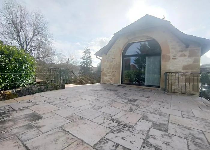 Maison 2 Chambres Avec Parking Et Jardin 4 Pers Figeac * Figeac