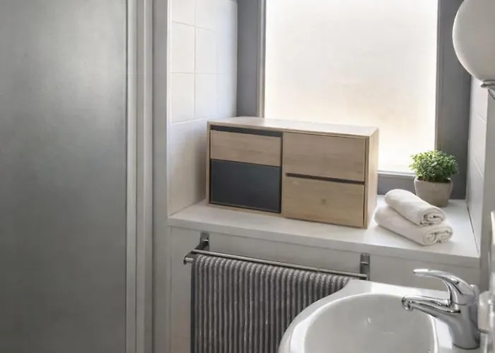 Maison 2 Chambres Avec Parking Et Jardin 4 Pers Figeac Nyaraló