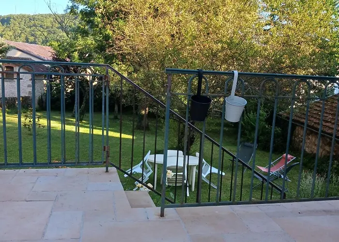 Maison 2 Chambres Avec Parking Et Jardin 4 Pers Figeac Nyaraló